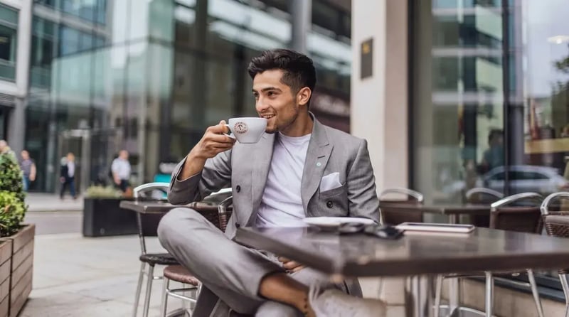 Best dating profile candid laughing photos for men showing genuine expression and approachable personality