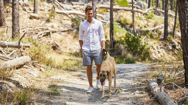 examples of guys dating profile pictures with pets showing natural interaction and genuine moments